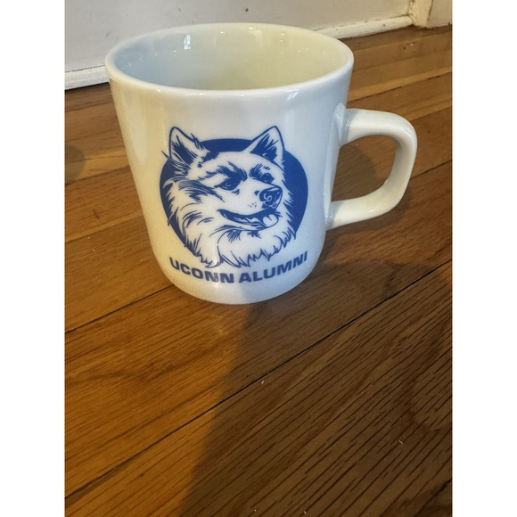 Vintage‎ UConn Alumni White Coffee Mug Cup Huskies Connecticut